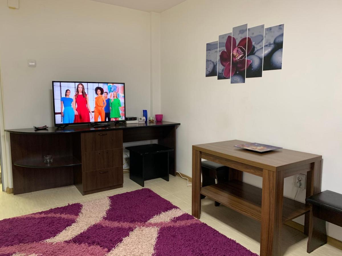 Eli Apartment Галац Екстер'єр фото
