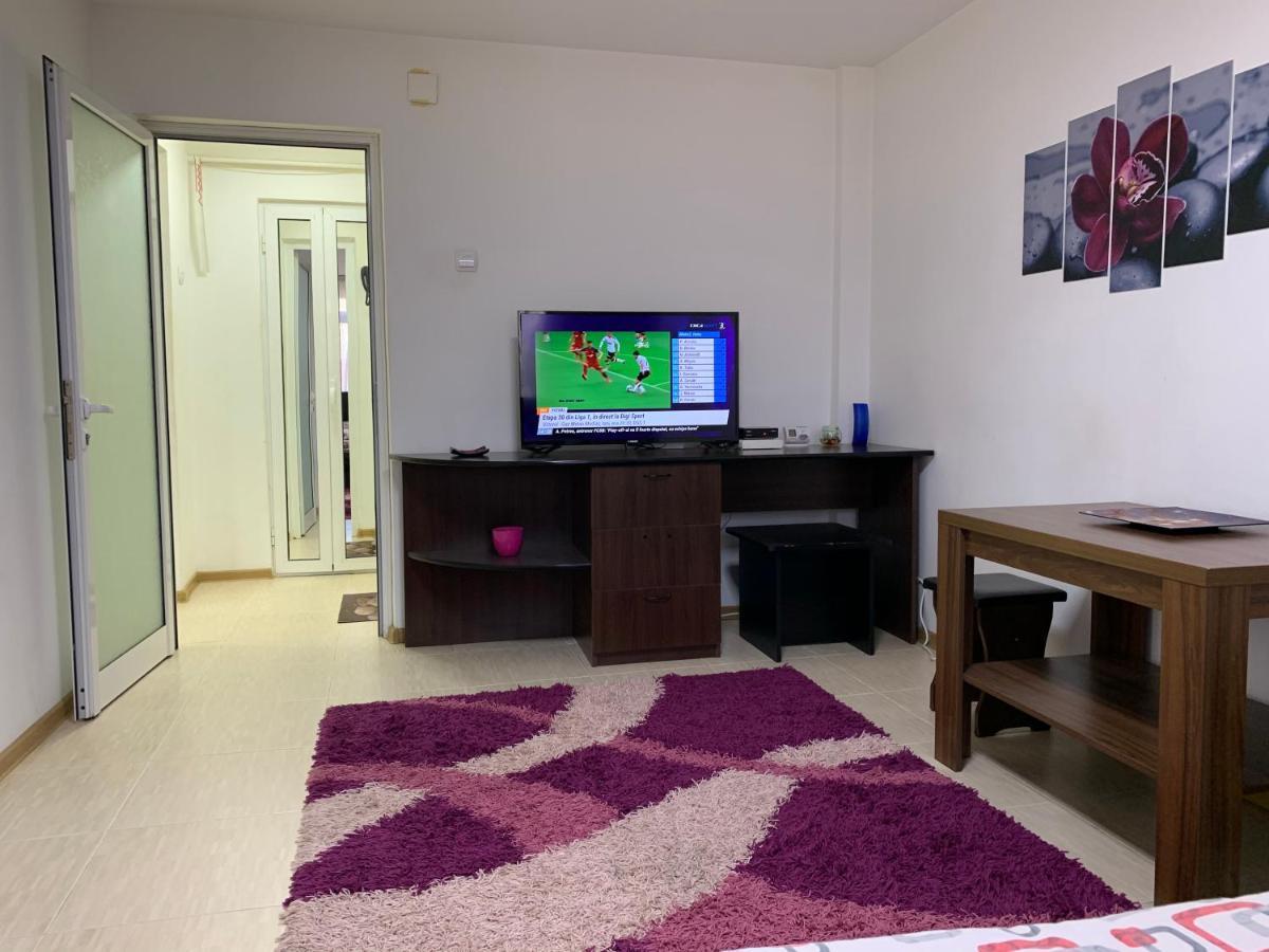 Eli Apartment Галац Екстер'єр фото