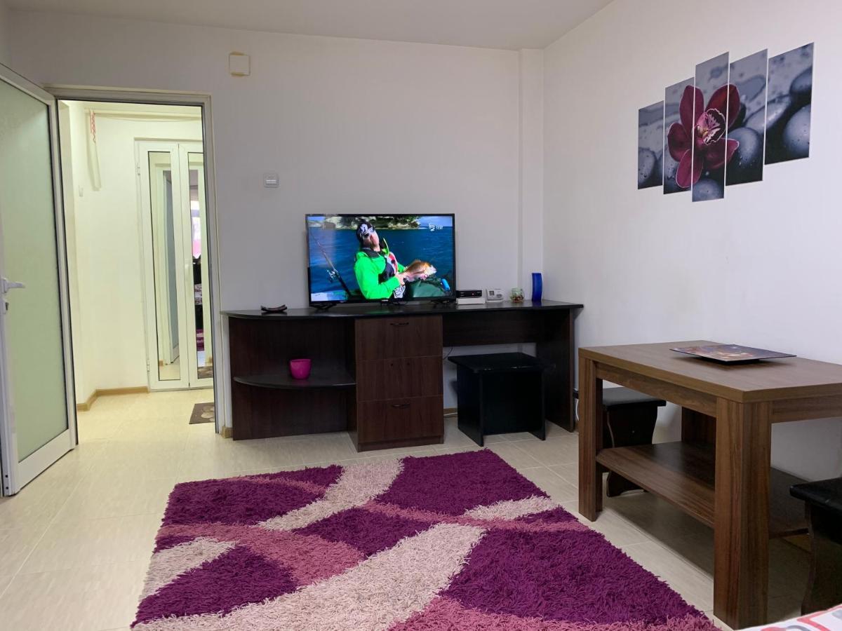 Eli Apartment Галац Екстер'єр фото