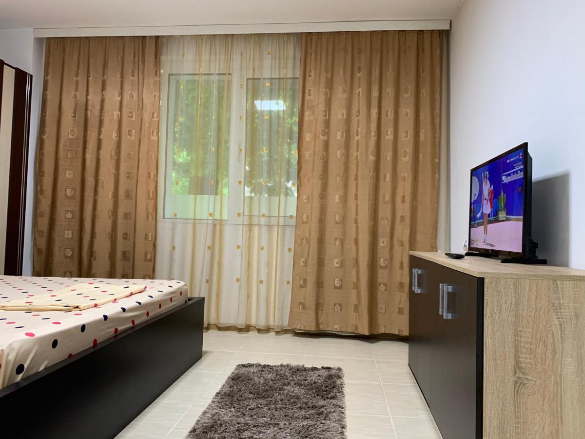 Eli Apartment Галац Екстер'єр фото