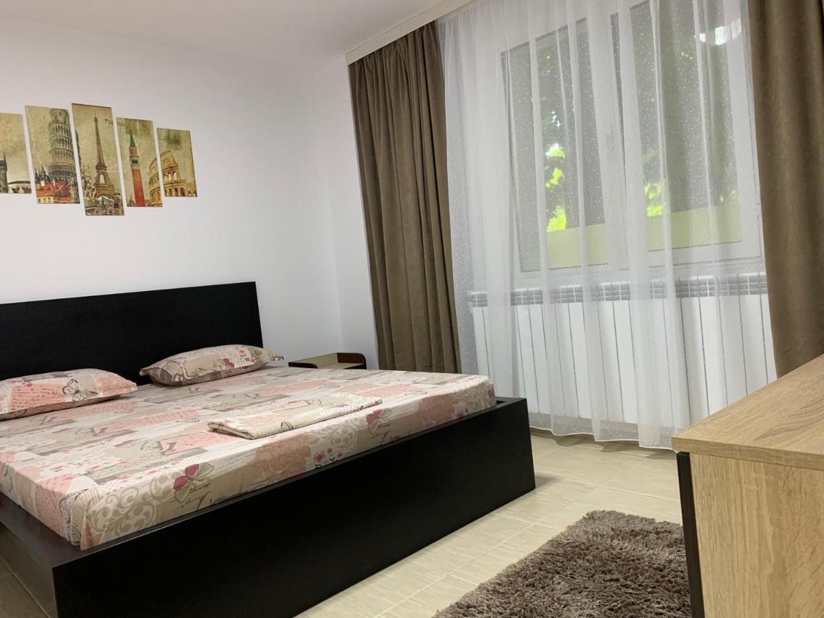 Eli Apartment Галац Екстер'єр фото