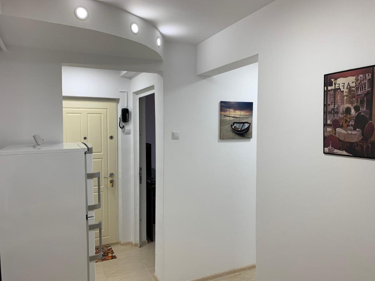 Eli Apartment Галац Екстер'єр фото