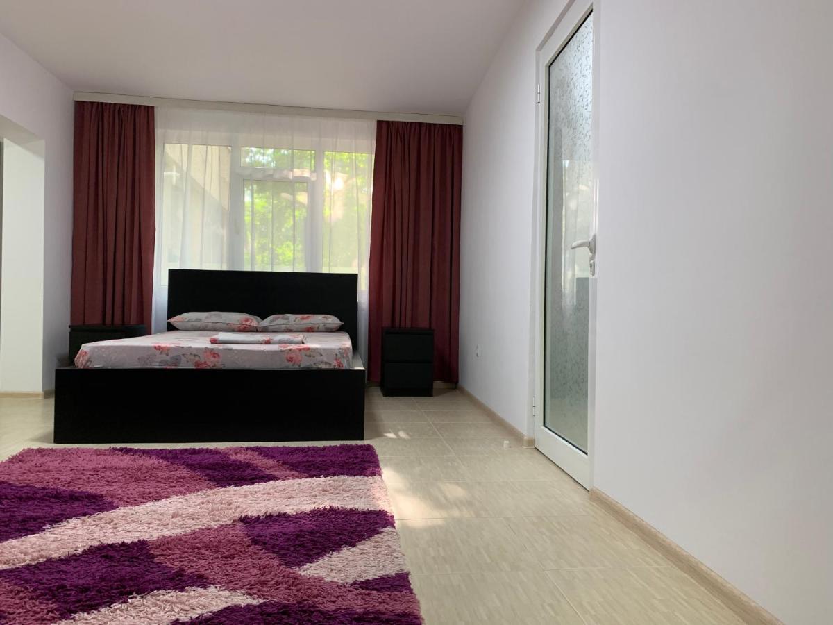 Eli Apartment Галац Екстер'єр фото