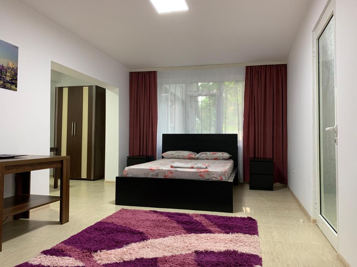 Eli Apartment Галац Екстер'єр фото