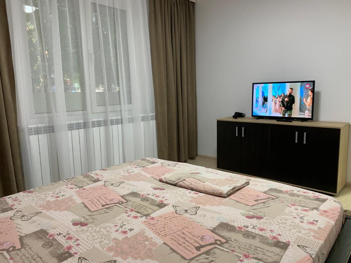 Eli Apartment Галац Екстер'єр фото