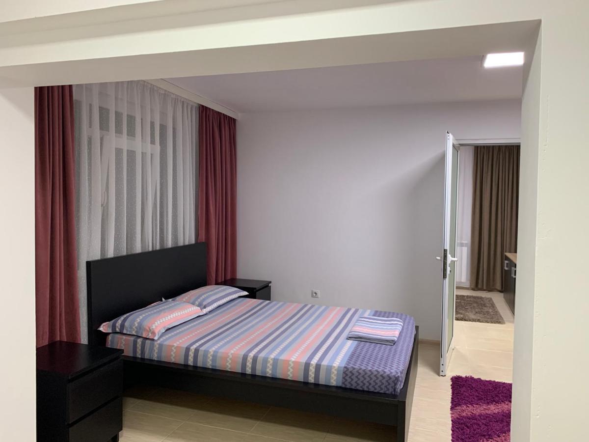 Eli Apartment Галац Екстер'єр фото