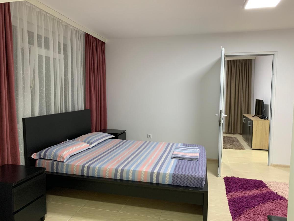 Eli Apartment Галац Екстер'єр фото