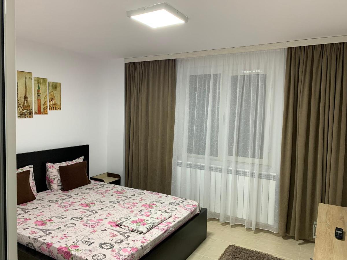 Eli Apartment Галац Екстер'єр фото