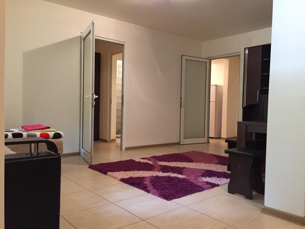 Eli Apartment Галац Екстер'єр фото